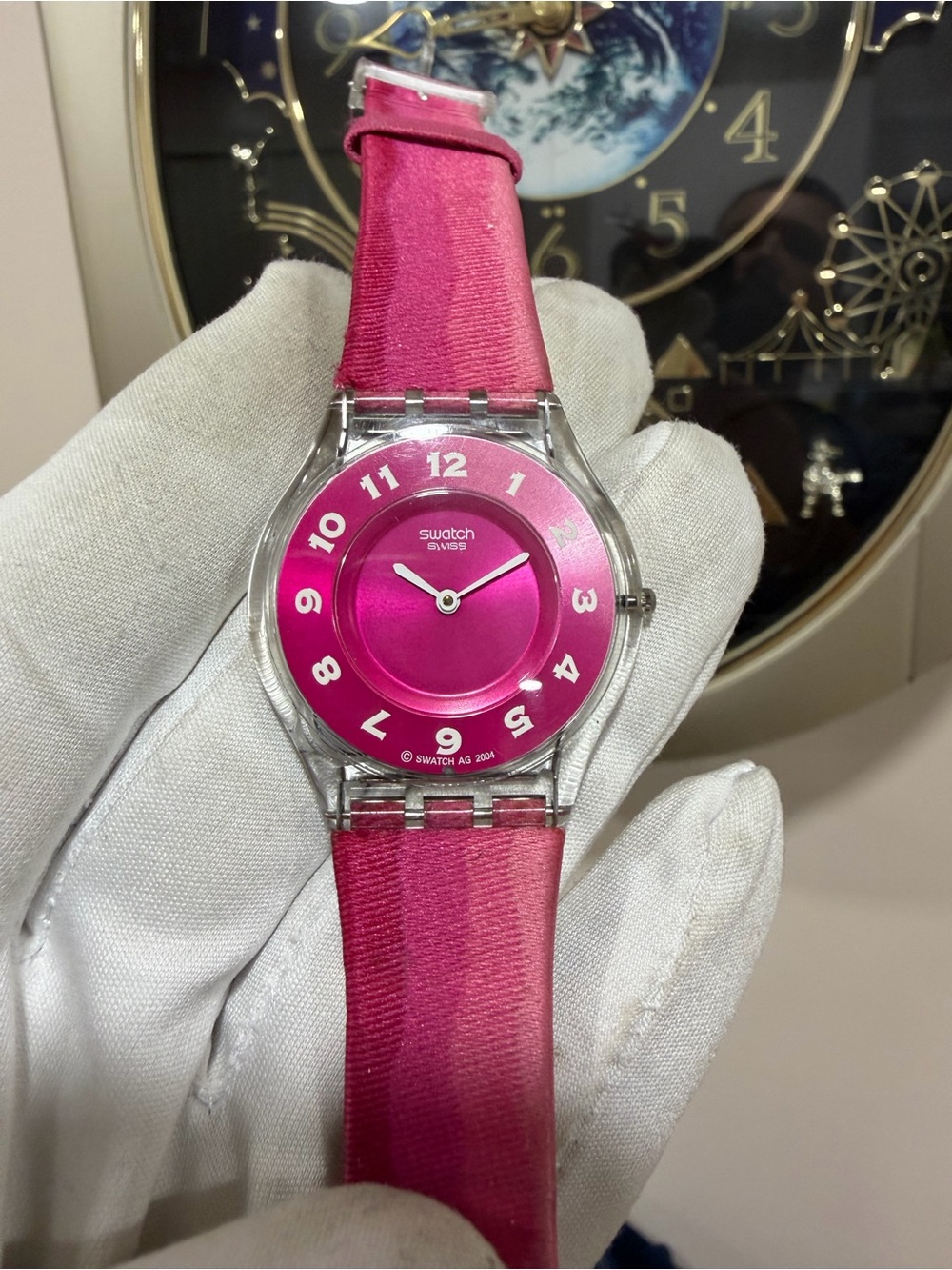 Vintage Swatch Skin "Rose de Plaisir" SFK218 Ultra-Thin Ladies Watch 34mm Swiss